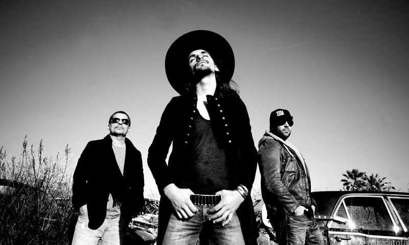 The Black Mamba com Dueto com Aurea: “Wonder Why”