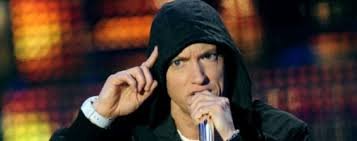 Eminem lança single em parceria à cantora Sia