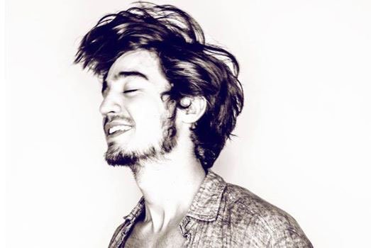 TIAGO IORC  MÚSICO BRASILEIRO APRESENTA NOVO ÁLBUM EM PORTUGAL