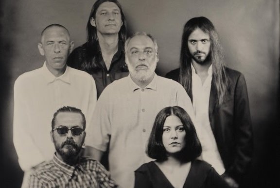 THE GODSPEED SOCIETY COM ABORDAGEM INOVADORA