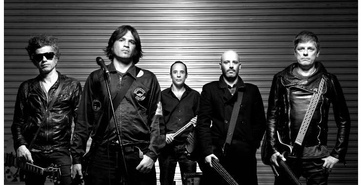 LADRÕES DO TEMPO: ÁLBUM DE ESTREIA CHEGA ÀS LOJAS Em SETEMBRO