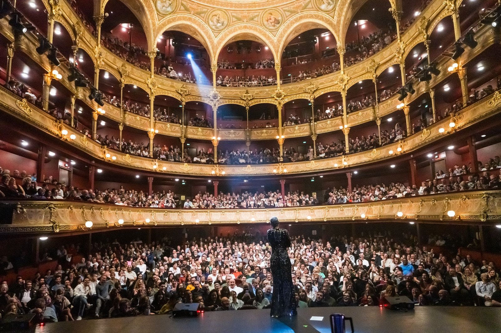 Mariza esgota duas datas no Théâtre du Châtelet  e regressa a Paris em Janeiro de 2026