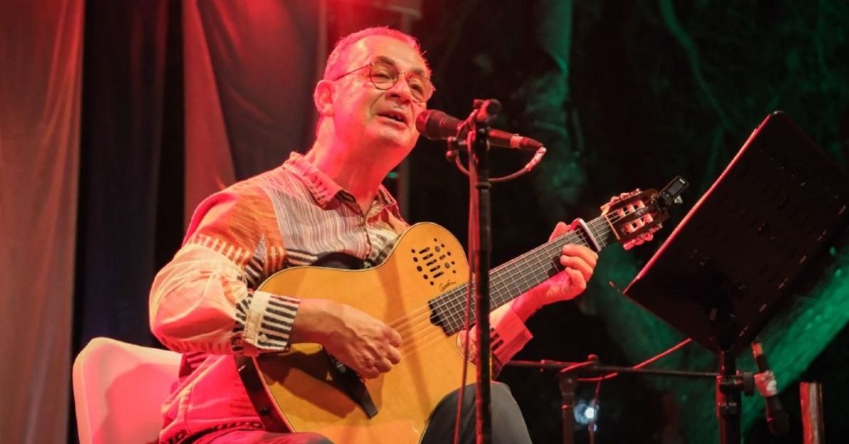 Aníbal Raposo: A Canção Que Nasce da Terra e Fica no Tempo