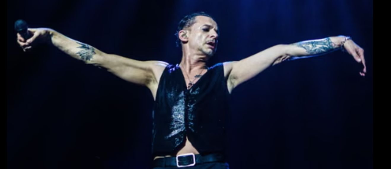 Depeche Mode: Como a Escuridão Virou Multidão e a Eletrónica Ganhou Alma
