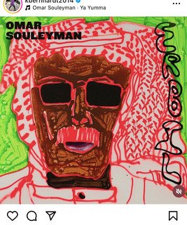 Quem é Omar Souleyman? O cantor sírio que levou a dabke eletrónica aos grandes festivais