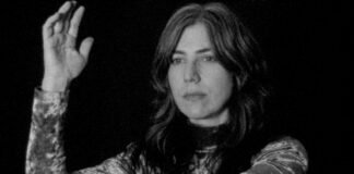 Julia Holter anuncia “Materia”, novo álbum complementar de “Something in the Room She Moves”