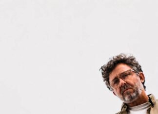 A história dos Virgem Suta: das primeiras canções ao novo álbum Sala de Estar