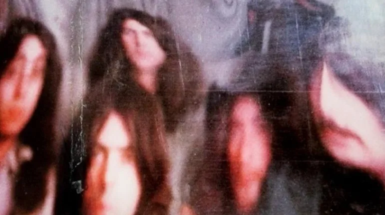 Lado B: Como nasceu o riff de “Smoke on the Water”: o incêndio que mudou a história dos Deep Purple