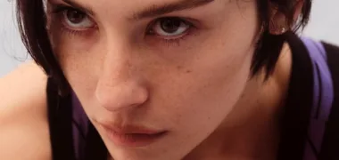 Gracie Abrams lança “Daughter from Hell”, o terceiro álbum de estúdio