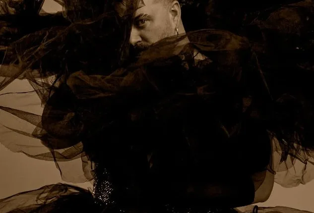 Sam Smith lança “Oh Mother” e aproxima a chegada do novo álbum Hazel Eyes
