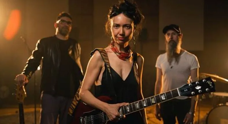 LIKA lança o EP AL-MA e Filipa Bidarra estreia o single Therapy Mode