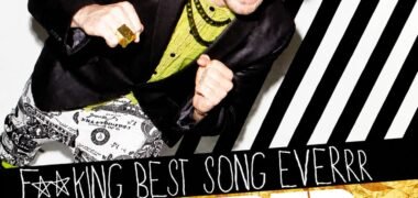 “F*KING BEST SONG EVERRR”: o êxito de Wallpaper. continua a conquistar ouvintes mais de uma década depois