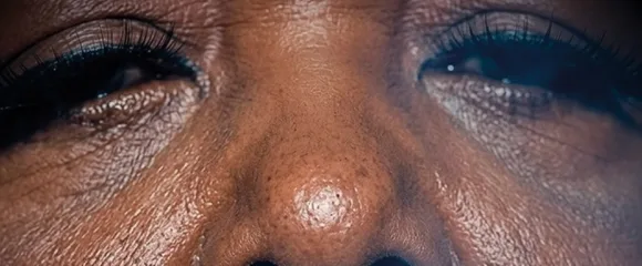 Cesária Évora regressa com dez gravações inéditas em ‘Reina da Morna’