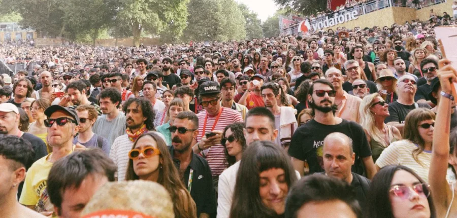 Paredes de Coura começa hoje com música, Salvador Sobral e um eclipse no céu