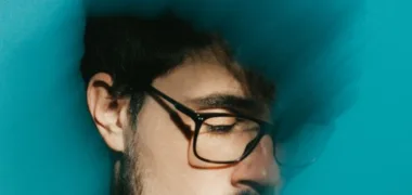 Pedro da Linha transforma a melancolia em dança em Música Menor mas Feliz