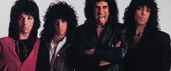 O dia em que os KISS tiraram a maquilhagem