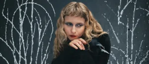 Moyka: quando a melancolia encontra a pista de dança