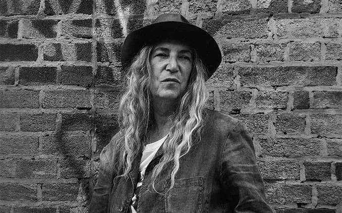 Patti Smith regressa a Lisboa em 2027: do punk à poesia, uma carreira sem fronteiras