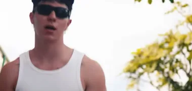 striikxr e o rap que não quis perder o sotaque