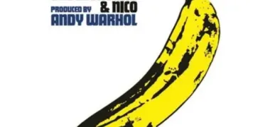 O disco com uma banana que foi retirado das lojas pouco depois de chegar ao público