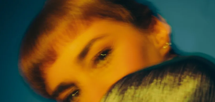 Rita Redshoes leva para “Fala Bem” aquilo que ainda custa dizer